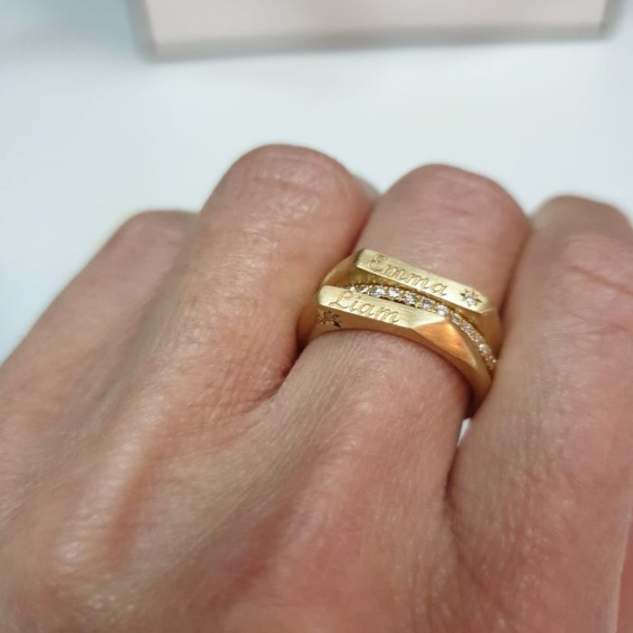 טבעת זהב עם חריטת שם