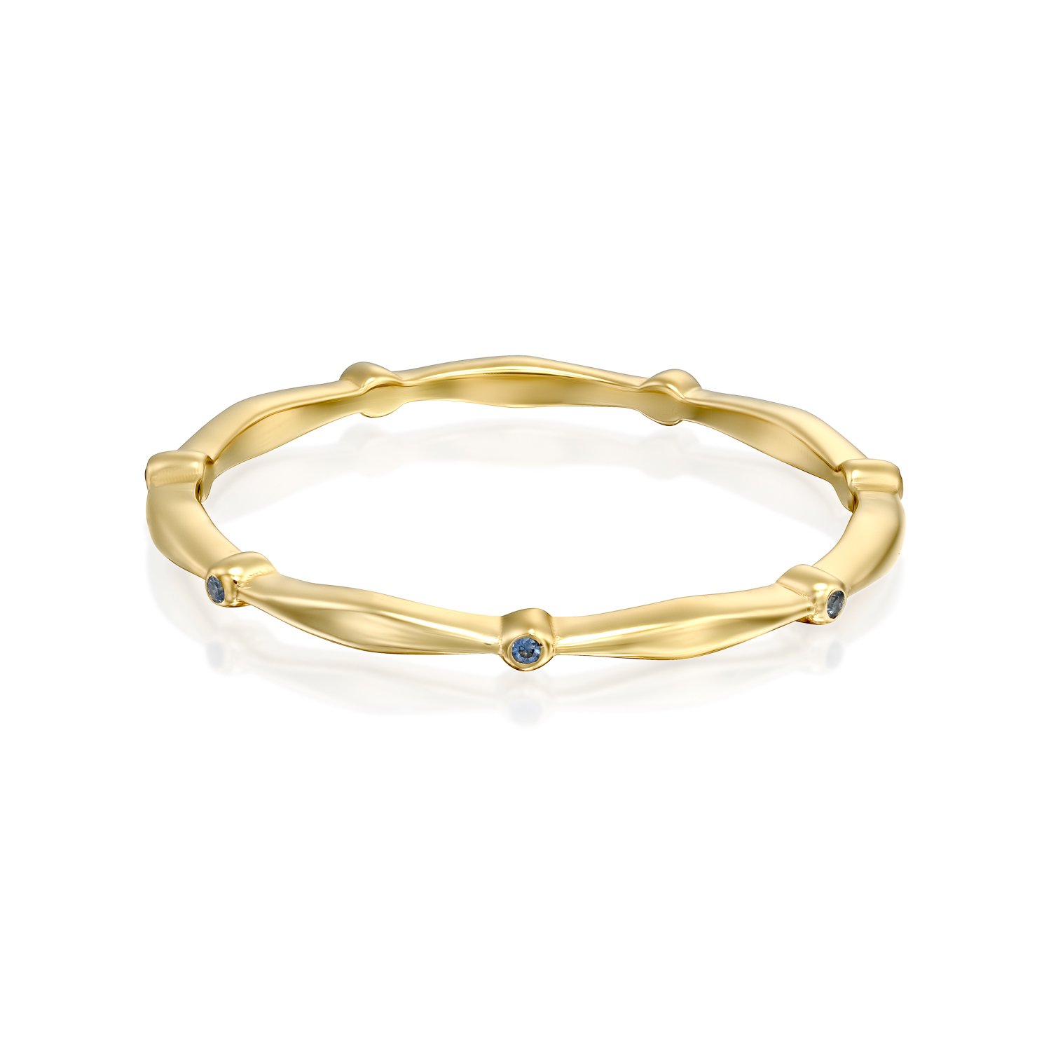 טבעת זהב עדינה עם אבני ספיר, טבעת אביגיל