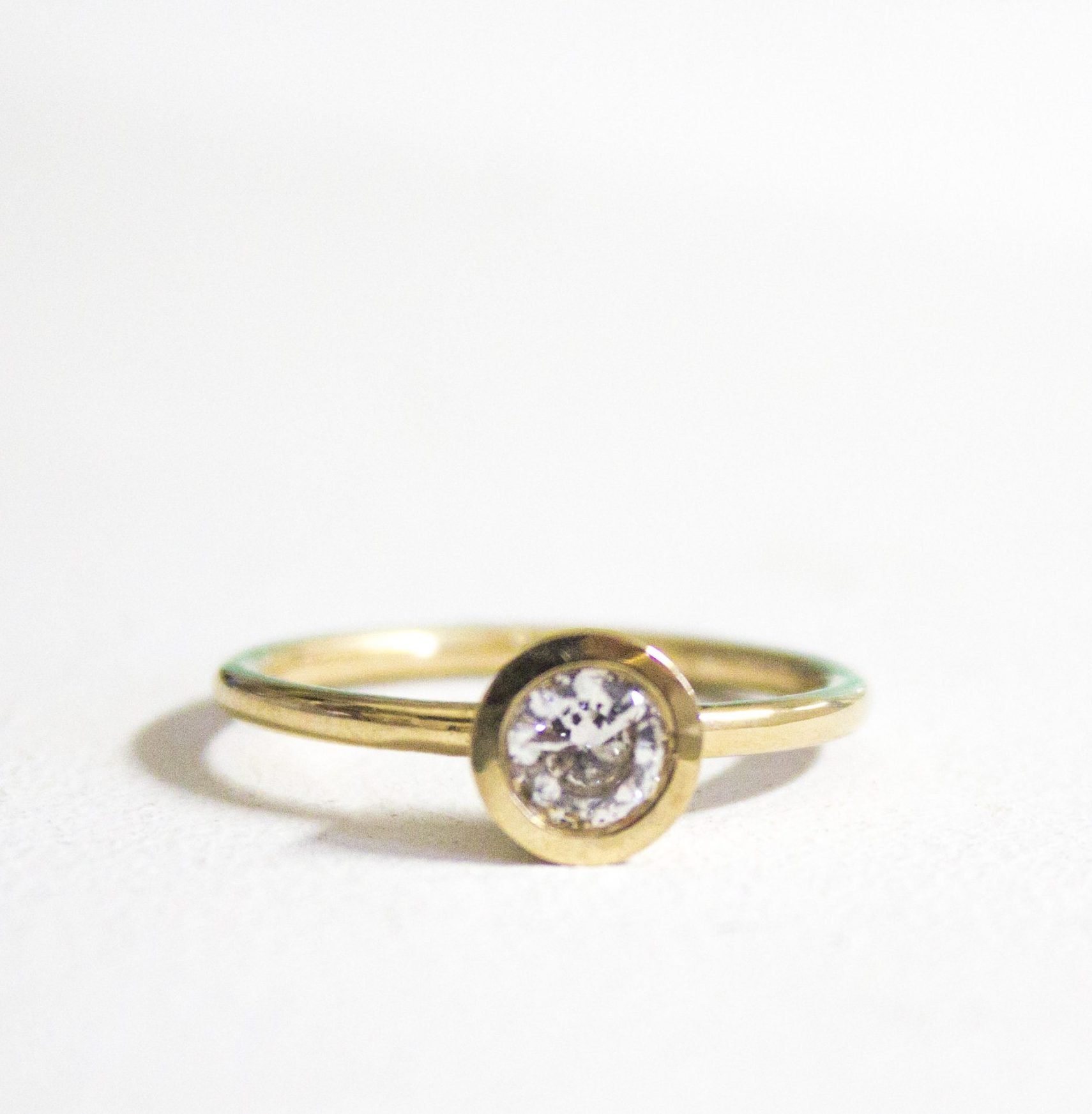 טבעת אירוסין קלאסית, דגם רוז