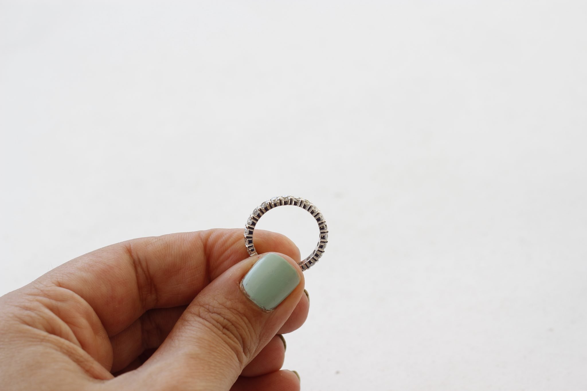 זהב לבן משובצת יהלומים, דגם סאני