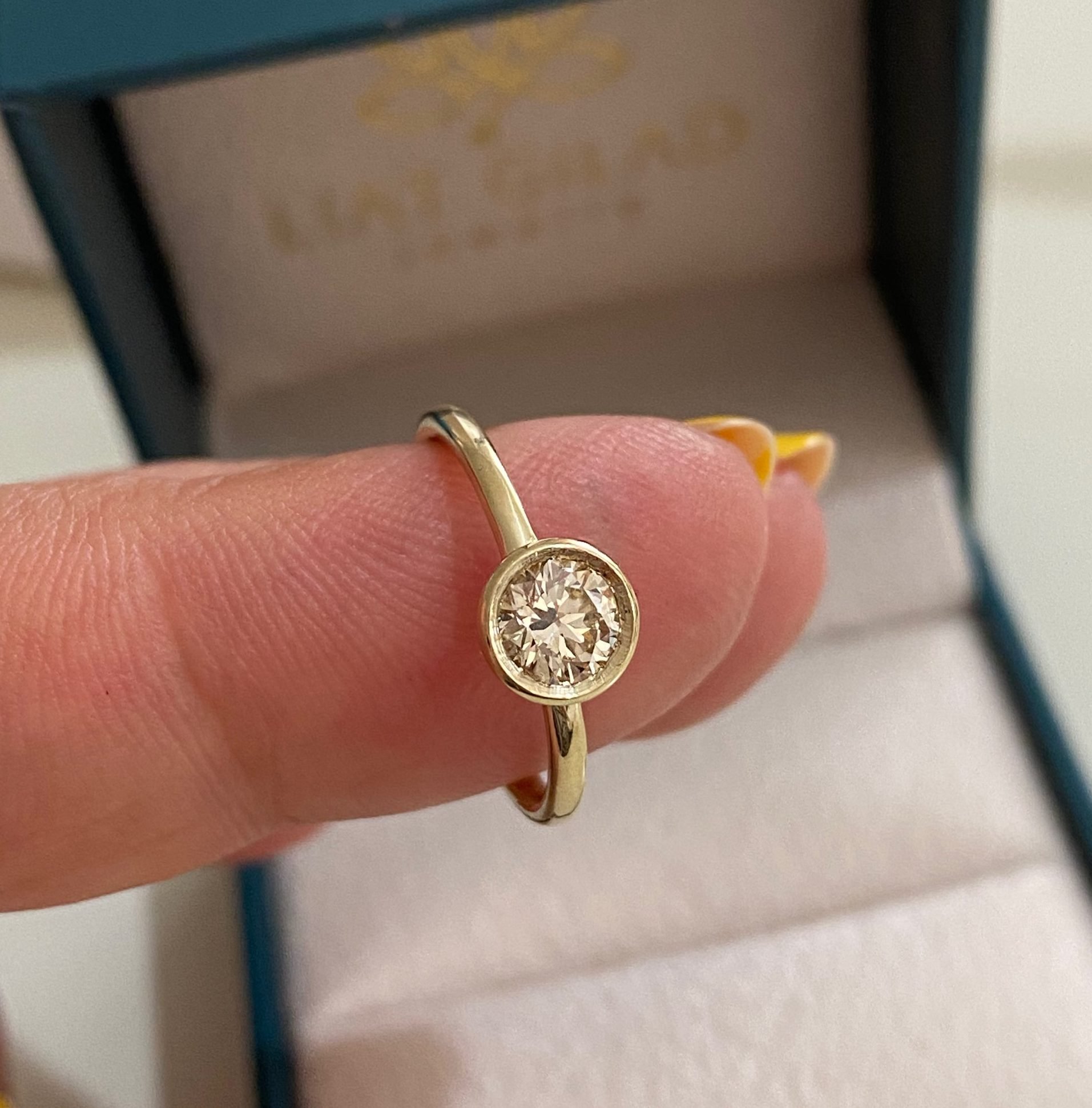 טבעת אירוסין קלאסית, דגם רוז