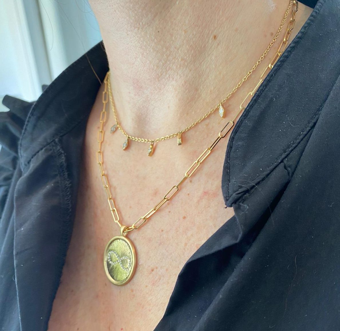 תליון מטבע ויהלומים אינפיניטי, דגם טליה