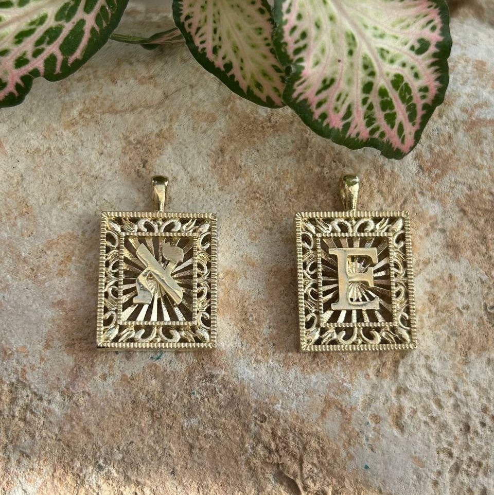 תליון זהב עם אות אישית, סגנון וינטאג', דגם אריאל