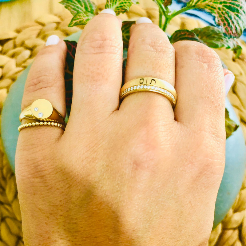 טבעת כדורים מזהב לזרת