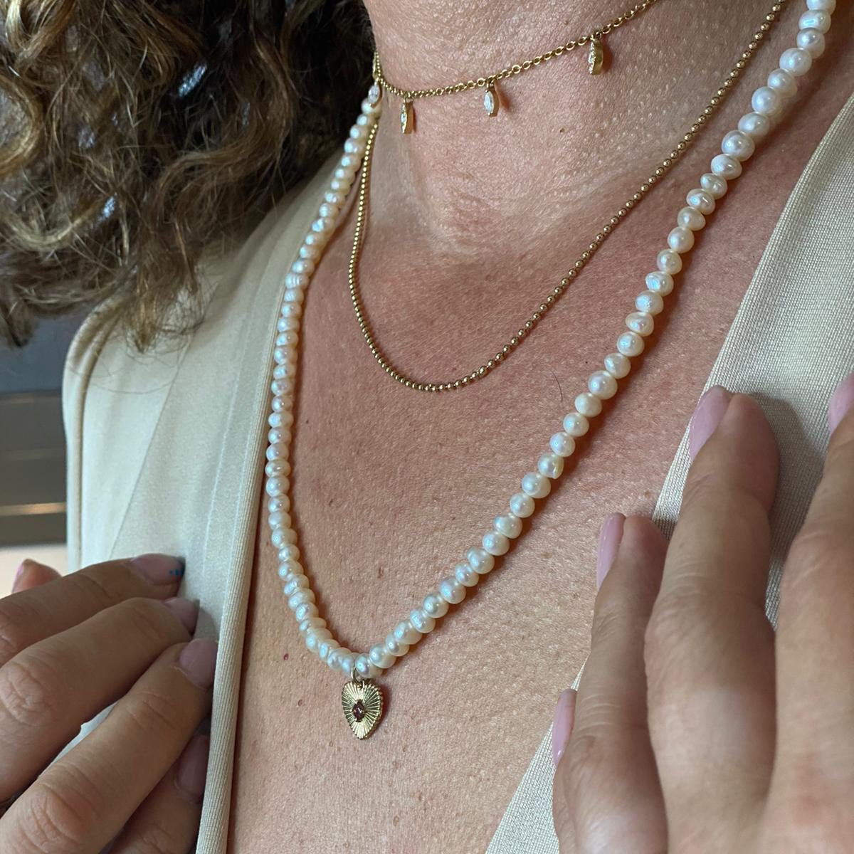 תליון לב עם אבן חן ,שרשרת פנינים