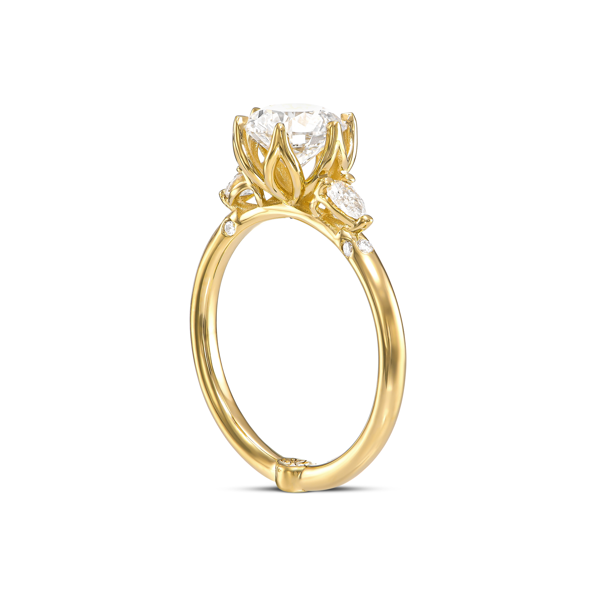 טבעת אירוסין לוטוס, דגם מגי