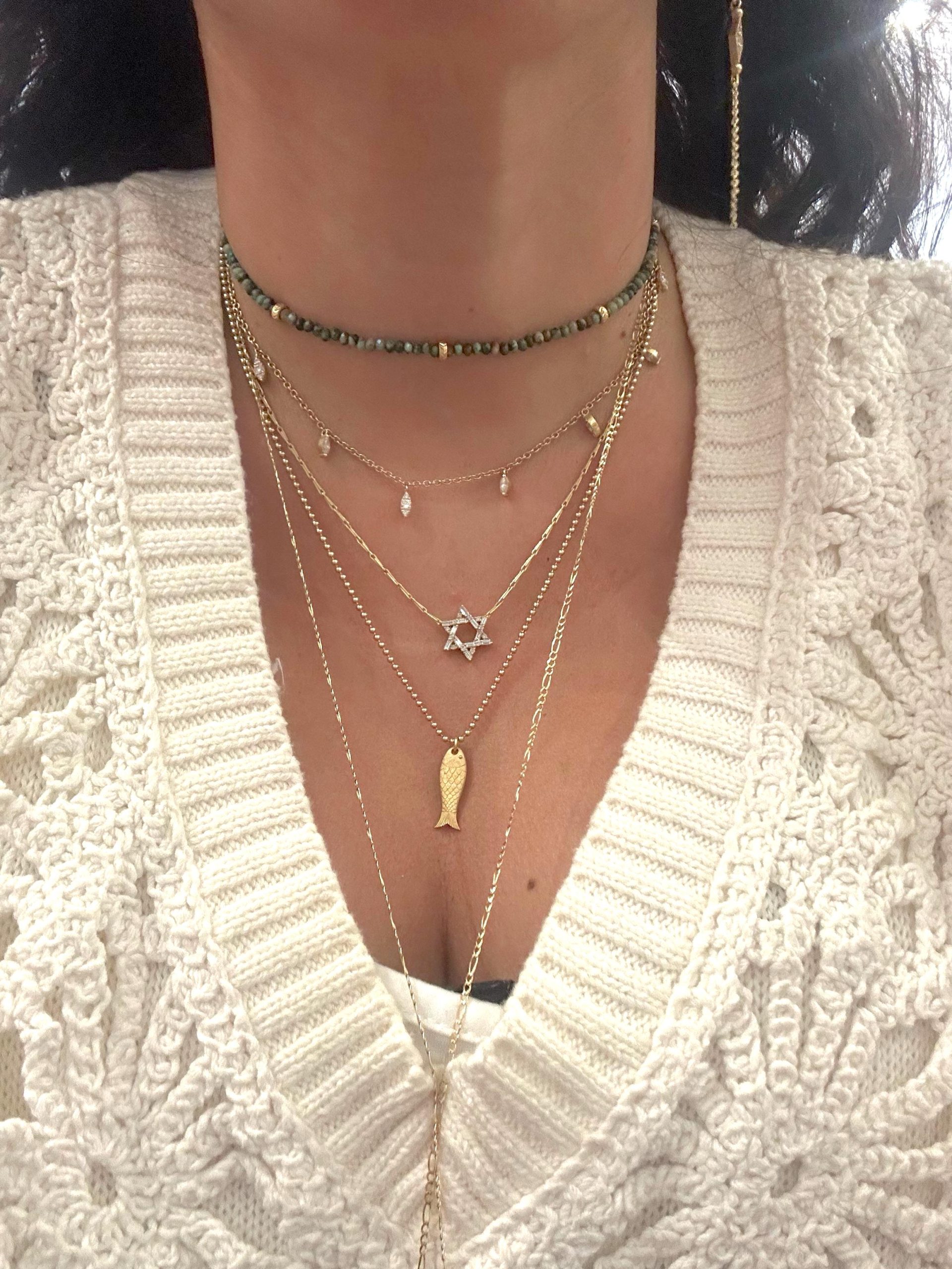 שרשרת זהב עם תליון דג זהב מושלם