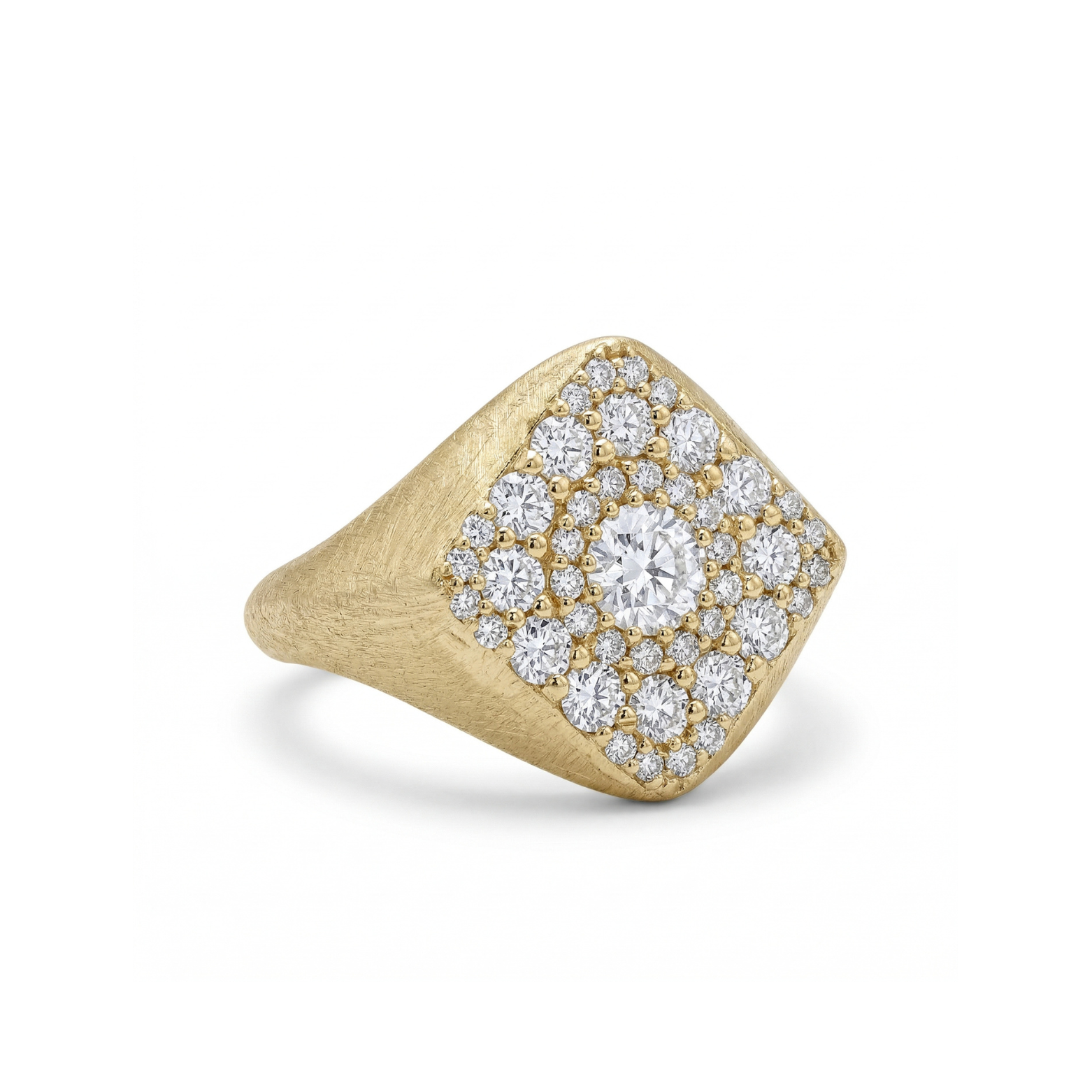 טבעת חותם משובצת יהלומים, דגם דניס טבעת חותם משובצת יהלומים, דגם דניס