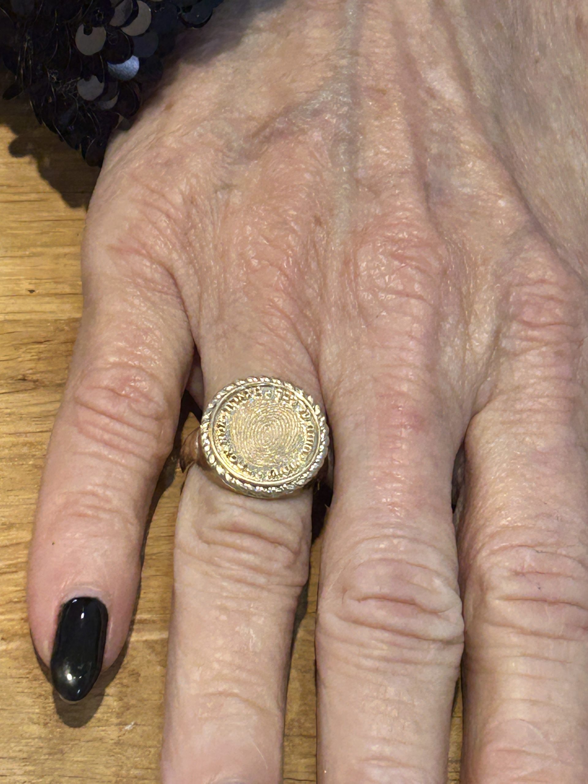 טבעת חותם עגולה וינטאג עם טביעת אצבע, דגם כנרת